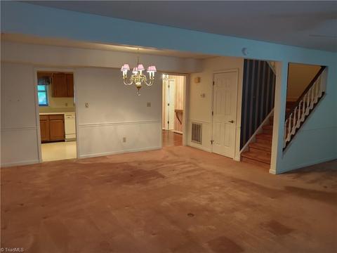 1714 Ternberry Rd, High Point, NC 27262 photo 2