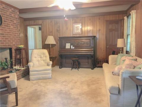 208 Barons Rd, Clemmons, NC 27012 photo 9