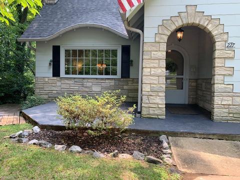 227 Edgedale Dr, High Point, NC 27262 photo 5