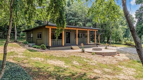 1139 Purlear Rd, Purlear, NC 28665 photo 3
