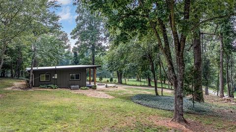 1139 Purlear Rd, Purlear, NC 28665 photo 21