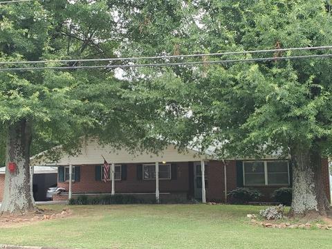 411 S Main St, Dobson, NC 27017 photo 2