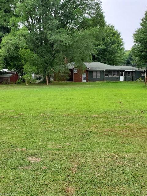 411 S Main St, Dobson, NC 27017 photo 6
