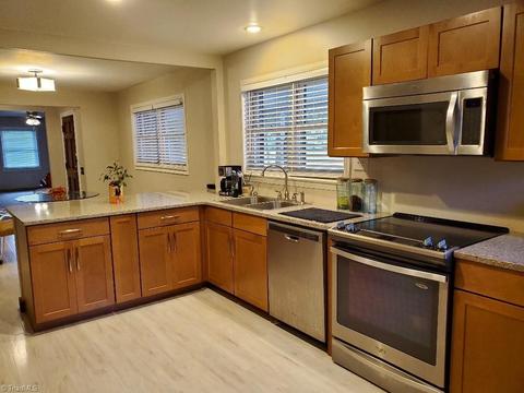 411 S Main St, Dobson, NC 27017 photo 11
