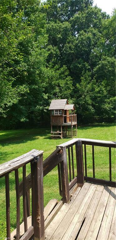 204 Cedar St, Eden, NC 27288 photo 10