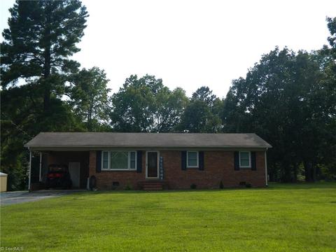 5531 Robbins Country Rd, Trinity, NC 27370 photo 1