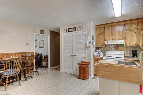 142 Dan Valley Rd, Mayodan, NC 27027 photo 11