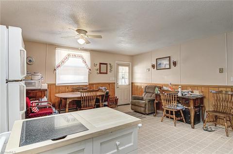 142 Dan Valley Rd, Mayodan, NC 27027 photo 13
