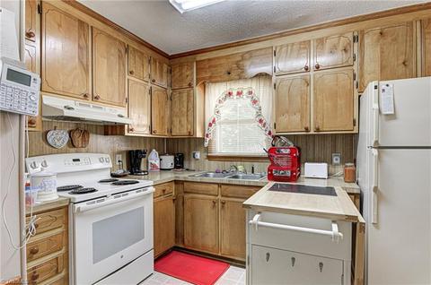 142 Dan Valley Rd, Mayodan, NC 27027 photo 12