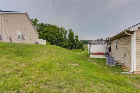 5407 Forester Dr, High Point, NC 27265 photo 34