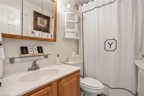 3328 Sumter Dr, High Point, NC 27265 photo 23