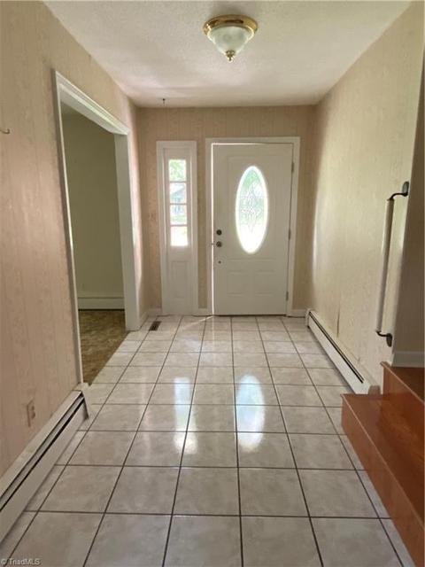 189 Locklear St, Mount Airy, NC 27030 photo 8