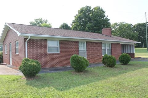 768 Cody Trl, Dobson, NC 27017 photo 1