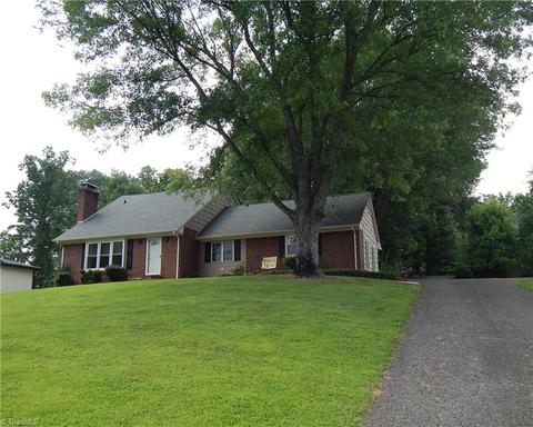 276 Buckingham Rd, Pinnacle, NC 27043 photo 1