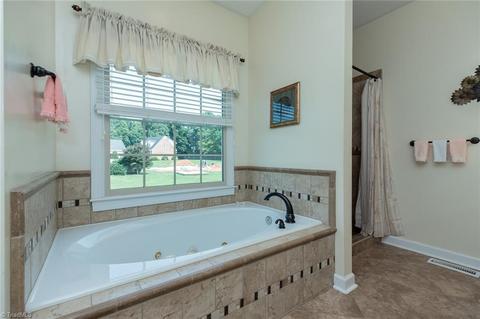 7175 Bridlewood Dr, Trinity, NC 27370 photo 25