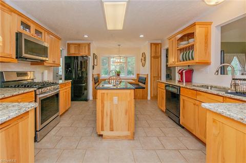 187 Circle Ridge Dr, Dobson, NC 27017 photo 13