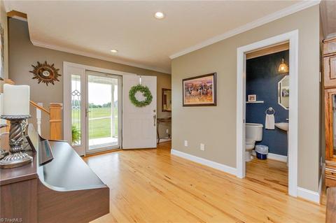 187 Circle Ridge Dr, Dobson, NC 27017 photo 4