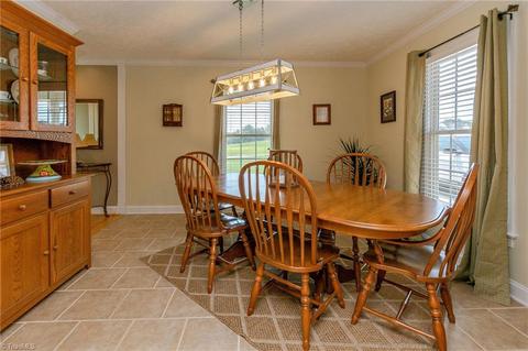 187 Circle Ridge Dr, Dobson, NC 27017 photo 14