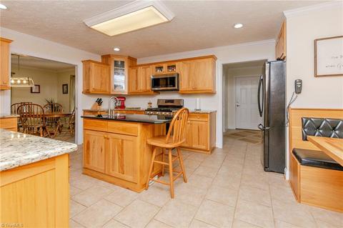 187 Circle Ridge Dr, Dobson, NC 27017 photo 10