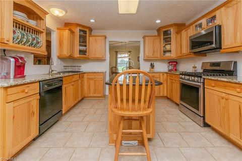 187 Circle Ridge Dr, Dobson, NC 27017 photo 11