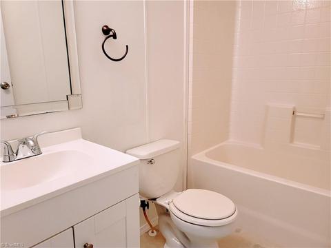 1050 Bowen Rd, Pinnacle, NC 27043 photo 13