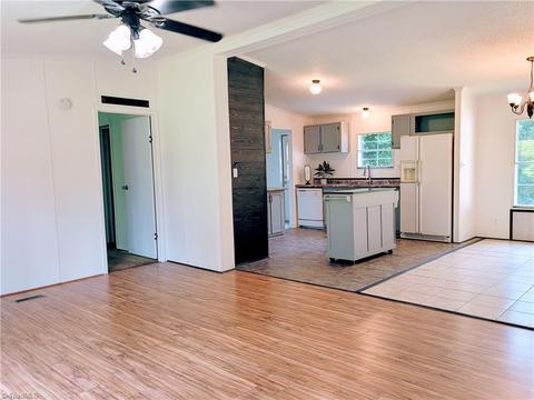 1050 Bowen Rd, Pinnacle, NC 27043 photo 8