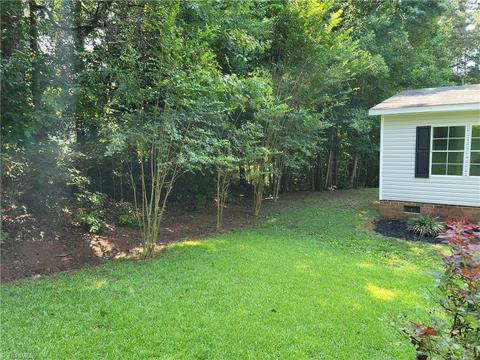 1050 Bowen Rd, Pinnacle, NC 27043 photo 15