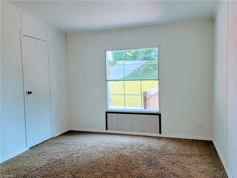 1050 Bowen Rd, Pinnacle, NC 27043 photo 11