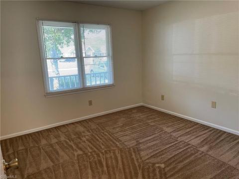 3117 Windchase Ct, High Point, NC 27265 photo 8