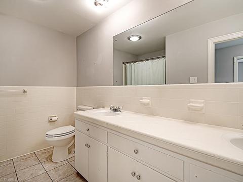 1502 Coventry Rd, High Point, NC 27262 photo 17