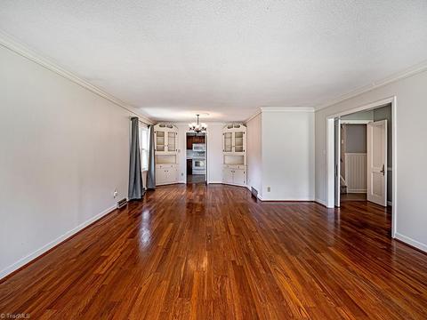 1502 Coventry Rd, High Point, NC 27262 photo 10