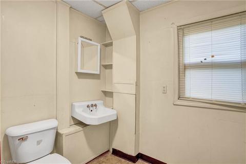 1601 Guyer St, High Point, NC 27265 photo 24