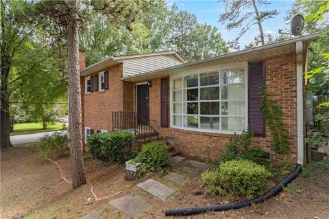 1601 Guyer St, High Point, NC 27265 photo 4