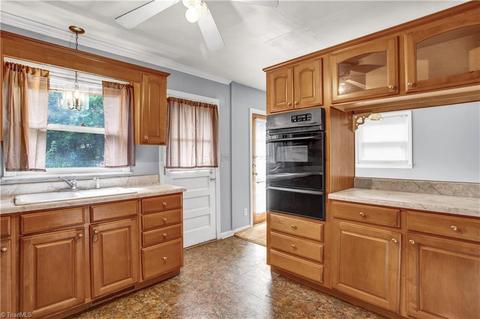 1601 Guyer St, High Point, NC 27265 photo 14