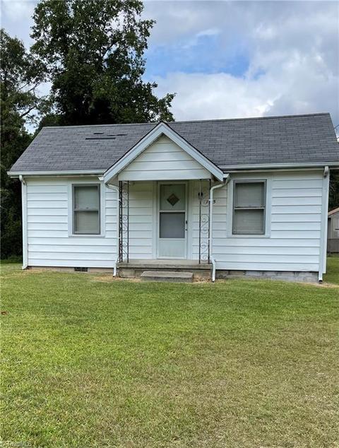 1715 Baker Rd, High Point, NC 27263 photo 1