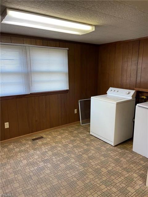 1715 Baker Rd, High Point, NC 27263 photo 9