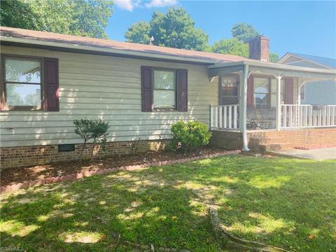 633 Paramount St, High Point, NC 27260 photo 2