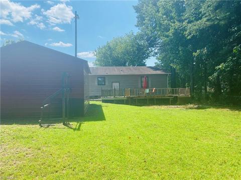 633 Paramount St, High Point, NC 27260 photo 7
