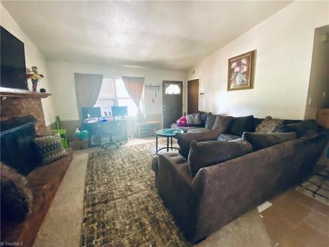 633 Paramount St, High Point, NC 27260 photo 12