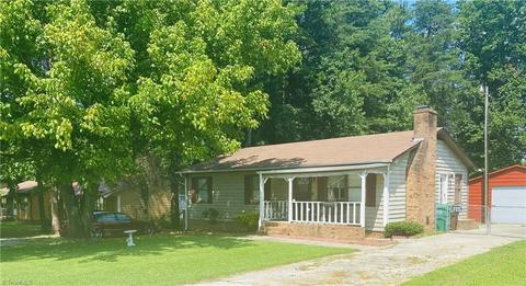 633 Paramount St, High Point, NC 27260 photo 3