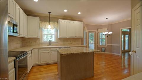 3604 Comeragh Ct, Clemmons, NC 27012 photo 5