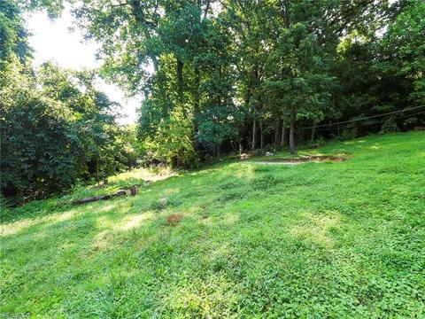1223 Dixie Pl, High Point, NC 27260 photo 5