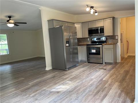 1234 High Bridge Rd, Pinnacle, NC 27043 photo 5