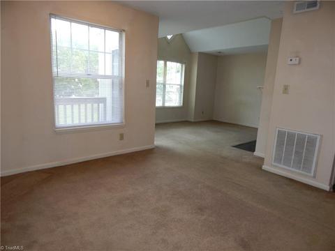 5000 Thoroughbred Ln, Clemmons, NC 27012 photo 5