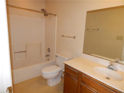 5000 Thoroughbred Ln, Clemmons, NC 27012 photo 10