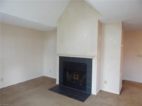 5000 Thoroughbred Ln, Clemmons, NC 27012 photo 4