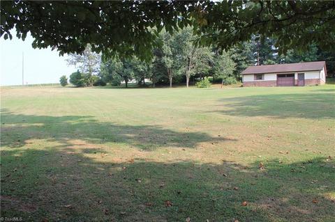 1030 Brindle Rd, Dobson, NC 27017 photo 14