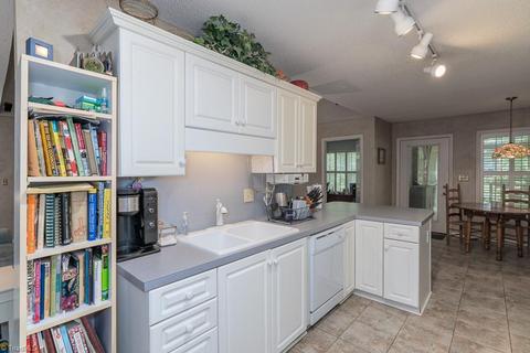 6656 Jennifer Lynn Dr, Trinity, NC 27370 photo 12