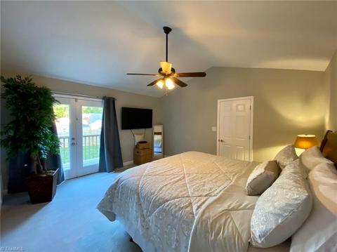 2804 Overview Ter, High Point, NC 27265 photo 25