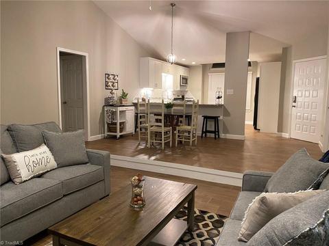 2804 Overview Ter, High Point, NC 27265 photo 20